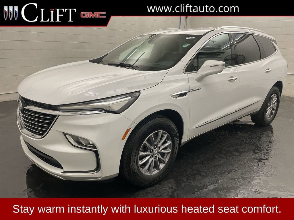 2024 Buick Enclave Essence's photo