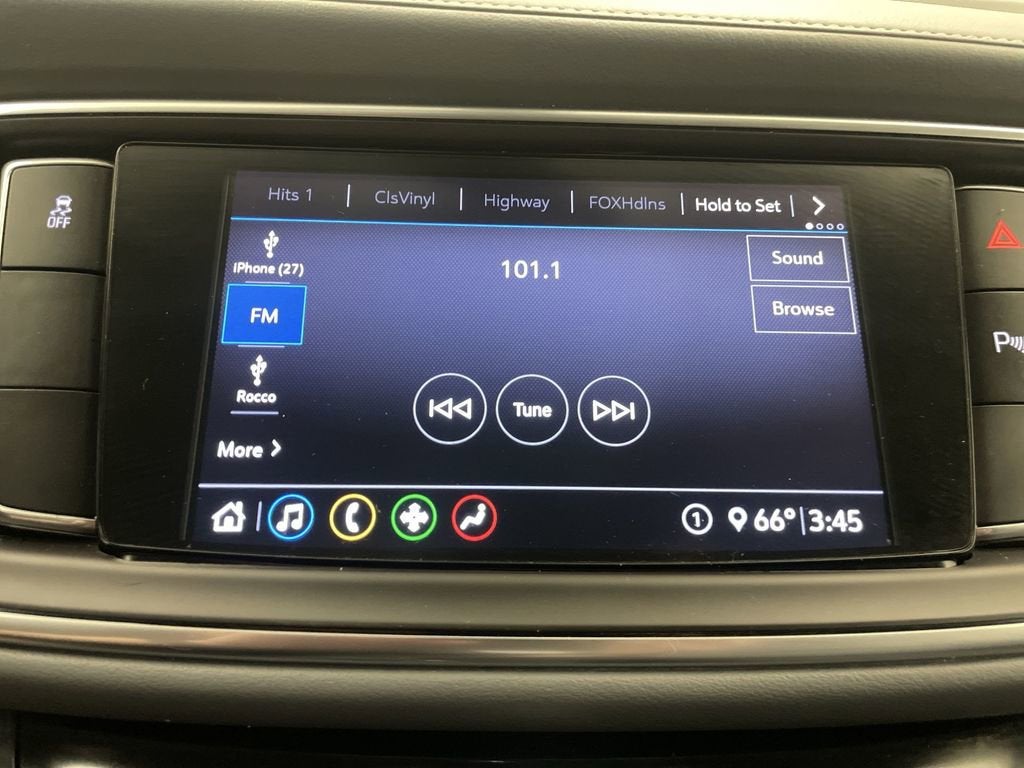 2020 Buick Enclave Essence