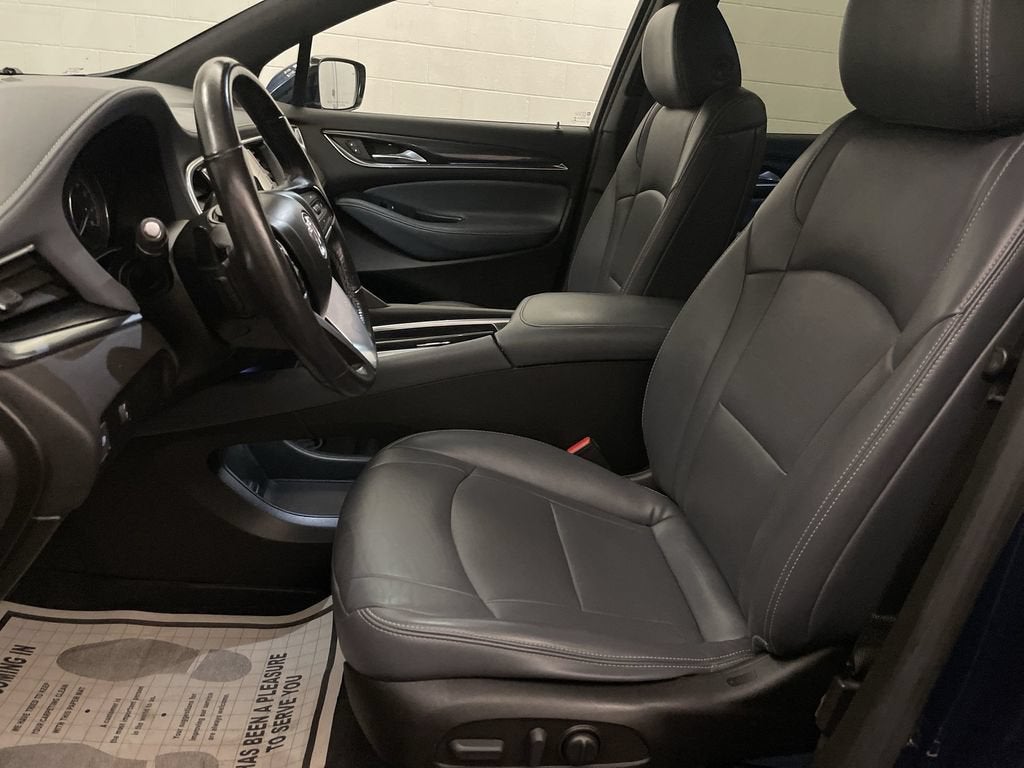 2022 Buick Enclave Essence