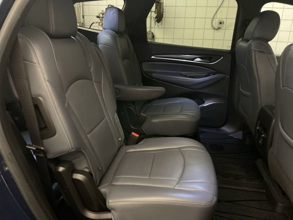 2022 Buick Enclave Essence