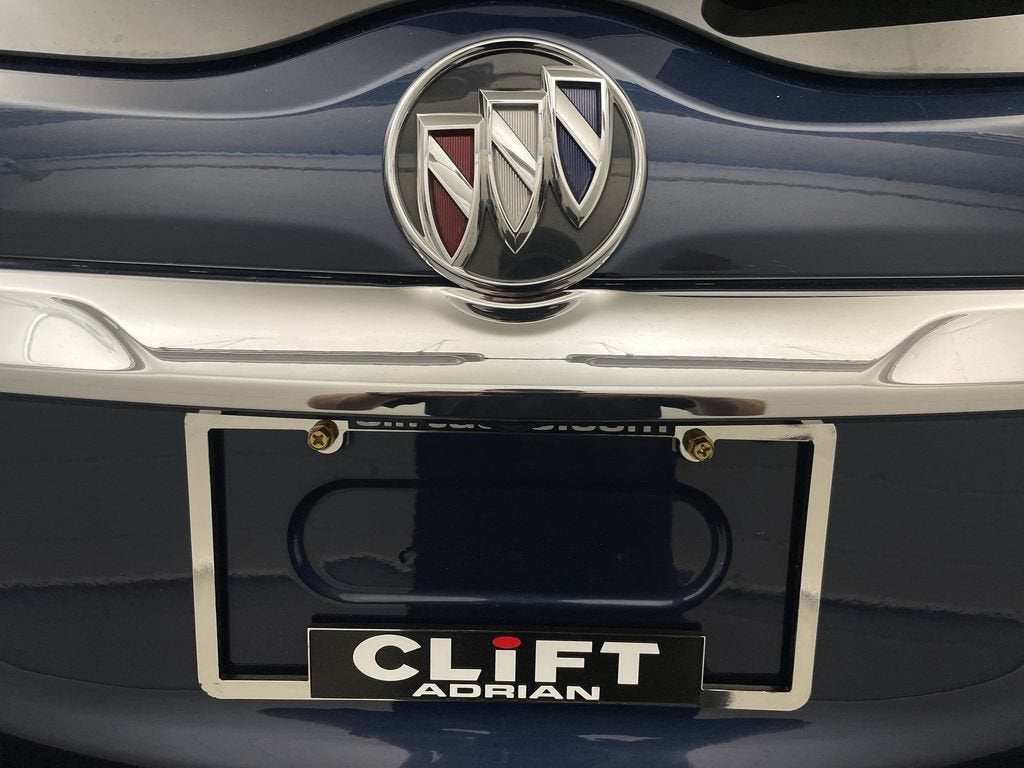 2022 Buick Enclave Essence