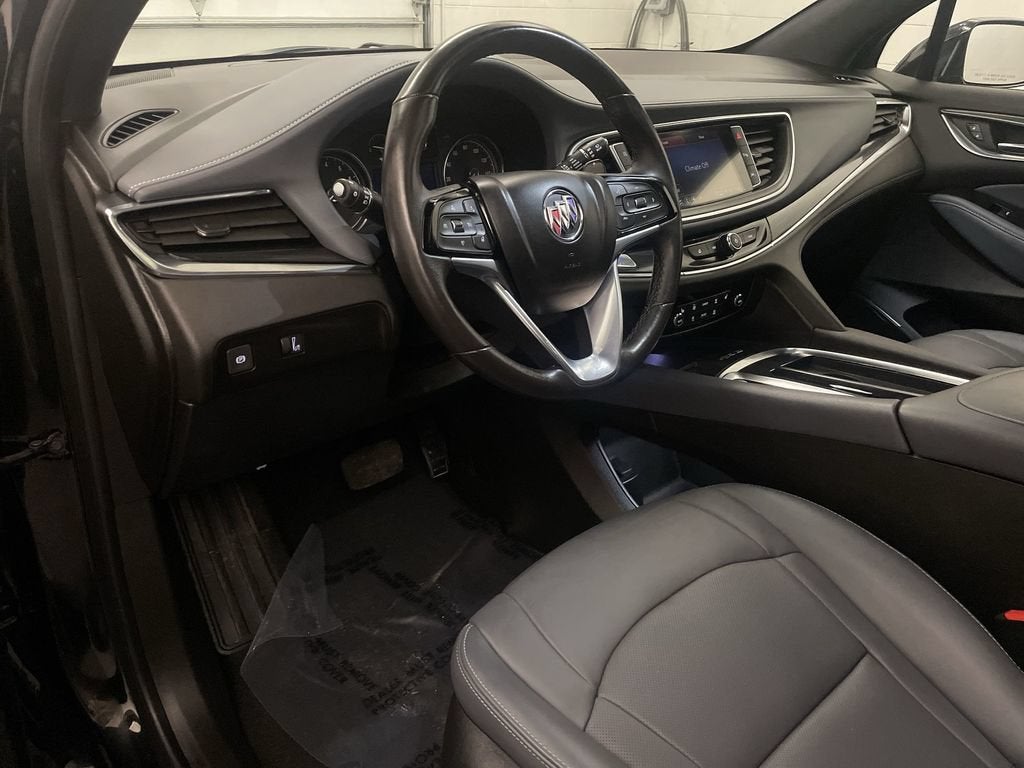 2024 Buick Enclave Essence
