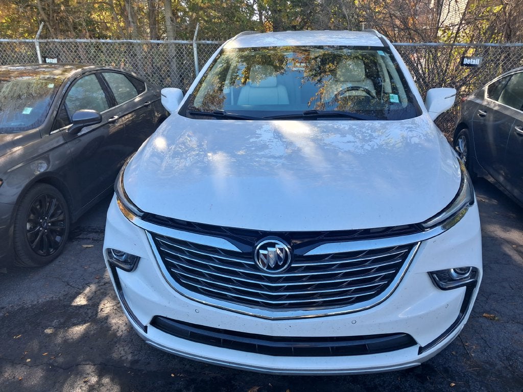 2024 Buick Enclave Essence