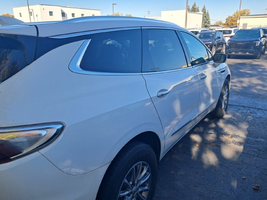 2024 Buick Enclave Essence
