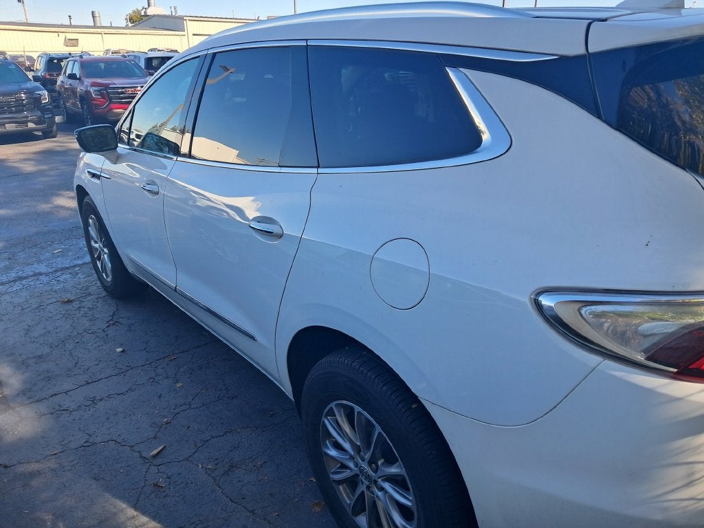 2024 Buick Enclave Essence