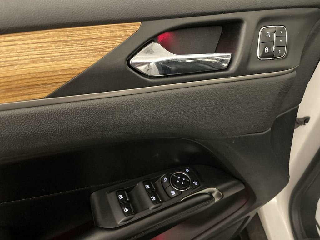 2015 Lincoln MKC Base