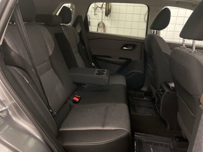 2021 Nissan Rogue SV FWD