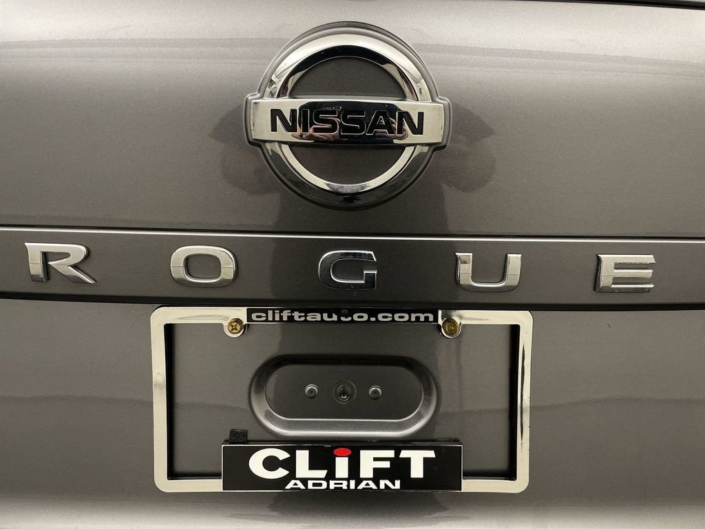 2021 Nissan Rogue SV FWD