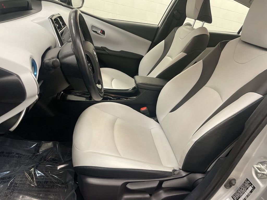 2022 Toyota Prius XLE AWD-e