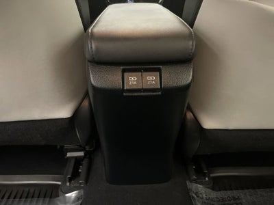 2022 Toyota Prius XLE AWD-e