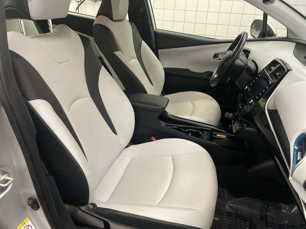 2022 Toyota Prius XLE AWD-e