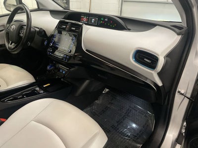 2022 Toyota Prius XLE AWD-e