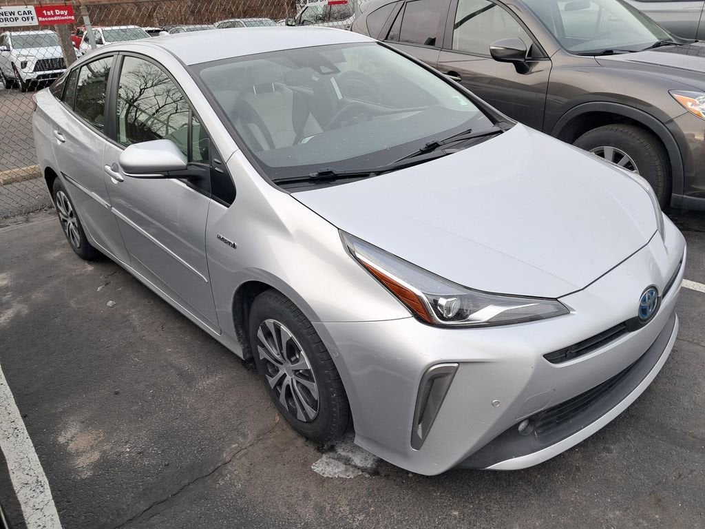 2022 Toyota Prius XLE AWD-e
