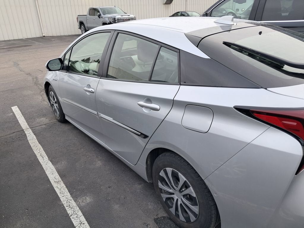 2022 Toyota Prius XLE AWD-e