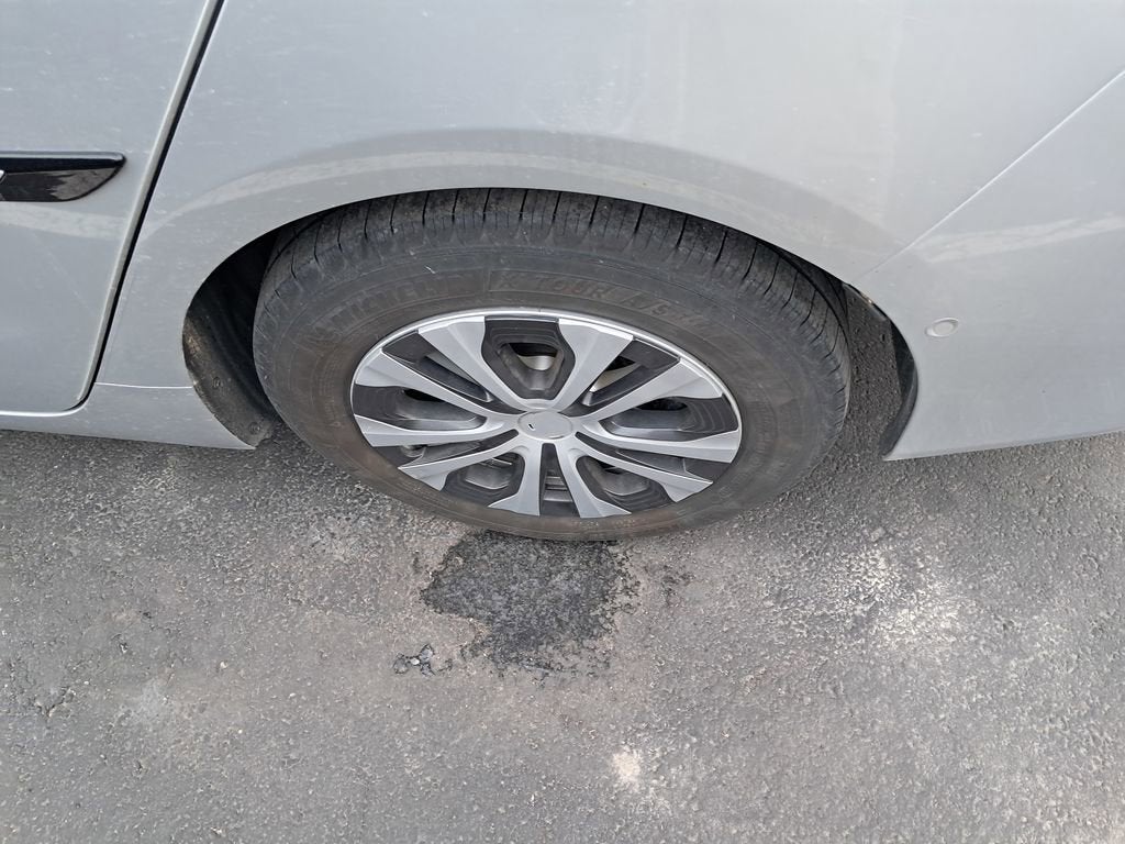 2022 Toyota Prius XLE AWD-e