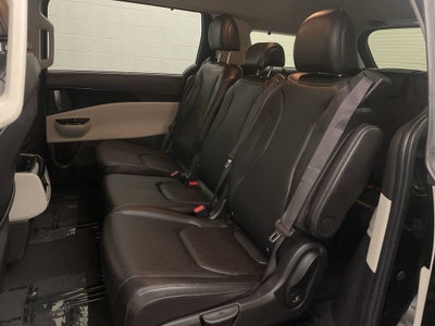 2022 Kia Carnival MPV EX