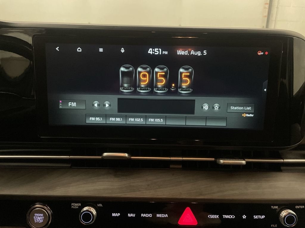 2022 Kia Carnival MPV EX