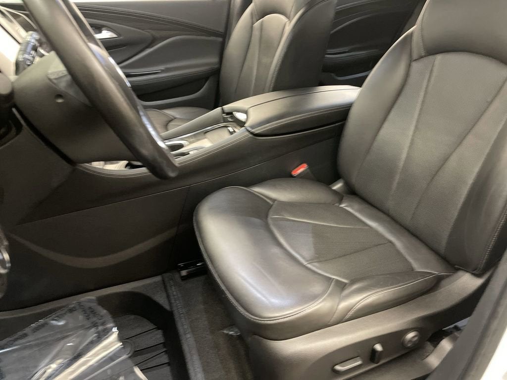 2020 Buick Envision Essence Group