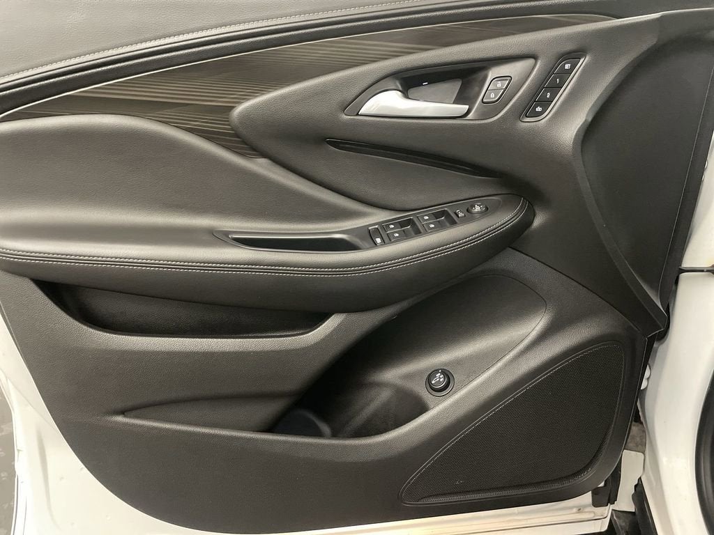 2020 Buick Envision Essence Group