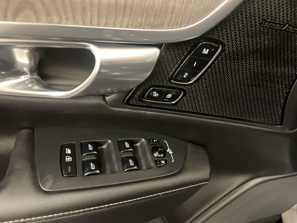 2023 Volvo V90 Cross Country B6 Ultimate