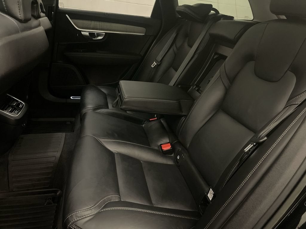 2023 Volvo V90 Cross Country B6 Ultimate